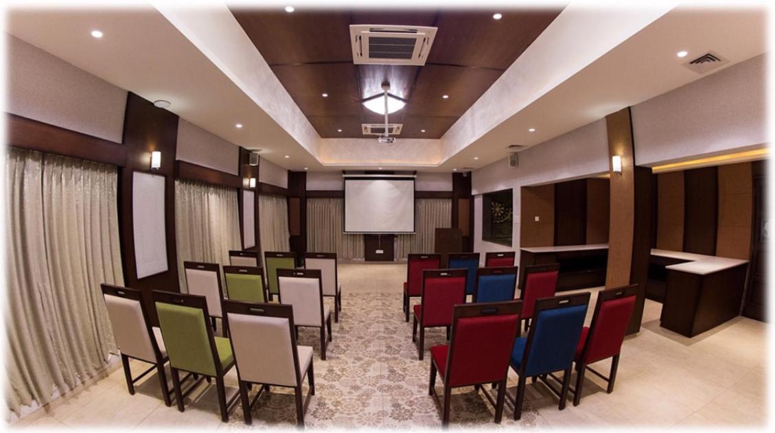 Neonz Resort & Club Ānand Zewnętrze zdjęcie