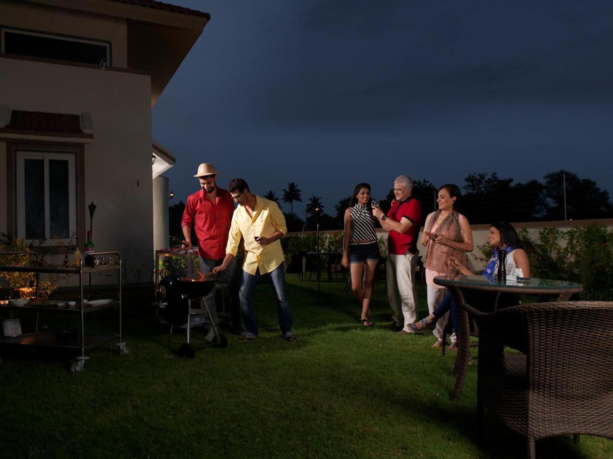 Neonz Resort & Club Ānand Zewnętrze zdjęcie